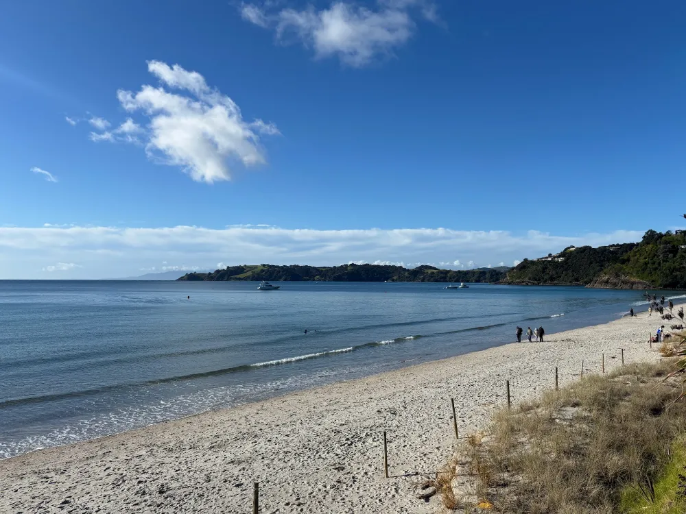 ワイヘキ島Onetangi Beach