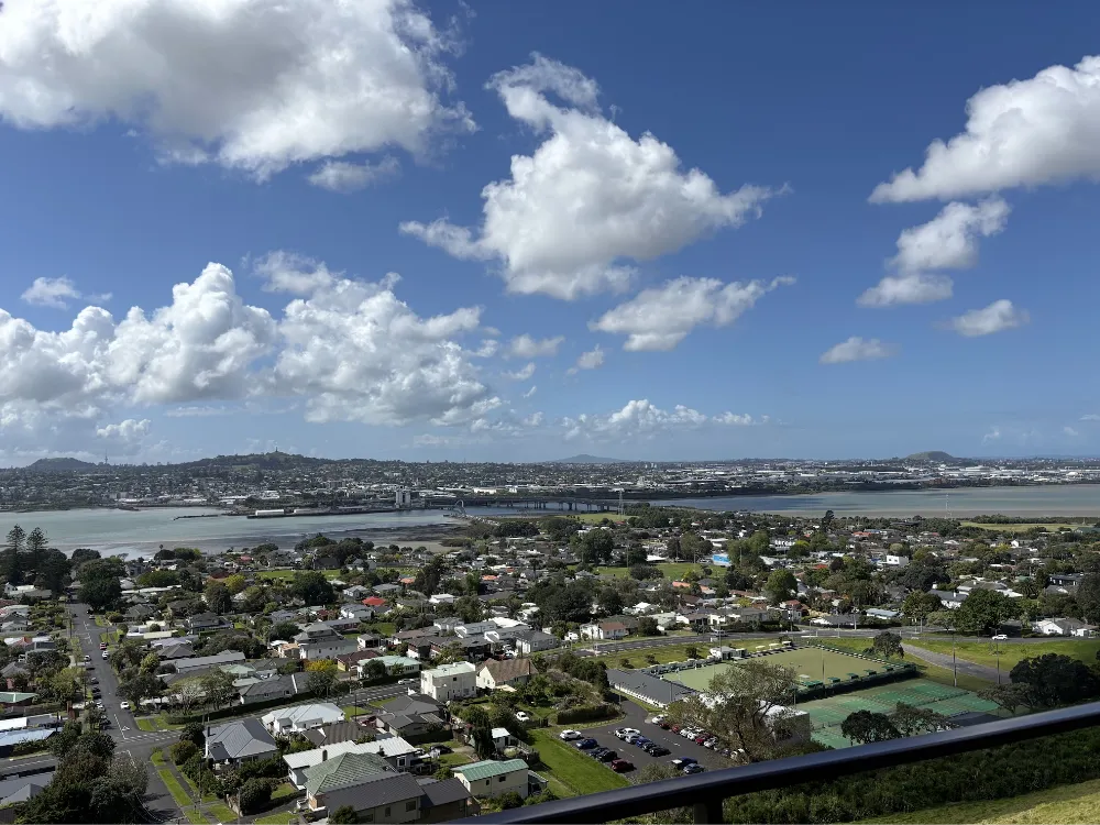 人が少なくて静か。のんびり歩きたい日におすすめの Mangere Domain